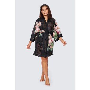 Kim and Ono Coral Chrysanthemum Short Kimono Robe